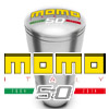 MOMO シフトノブ ANNIVERSARY50 (アニバーサリーフィフティ)(正規輸入品)数量限定付属品:ゴムブーツ5ヶ、取付ビス5mm/6mm各3ヶ、ビスレンチ1ヶ。上部にMOMO50周年記念ロゴ。アルマイト処理の光沢シルバー。正規タグにセールスナンバー印字。の詳細はクリック!