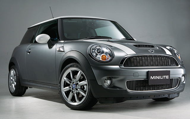 zC[FMINI Cooper S